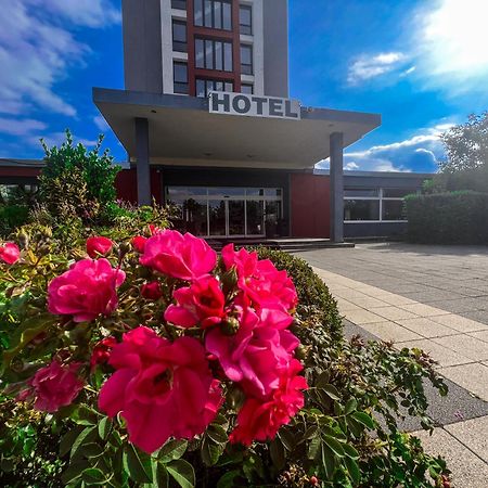 Skyhotel Мерзебург Екстериор снимка