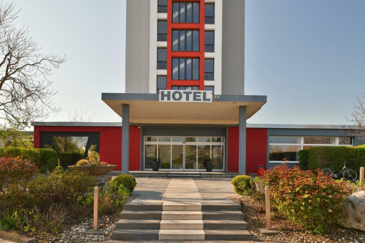 Skyhotel Мерзебург Екстериор снимка